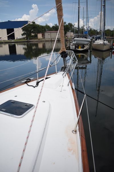 2005 Beneteau 423