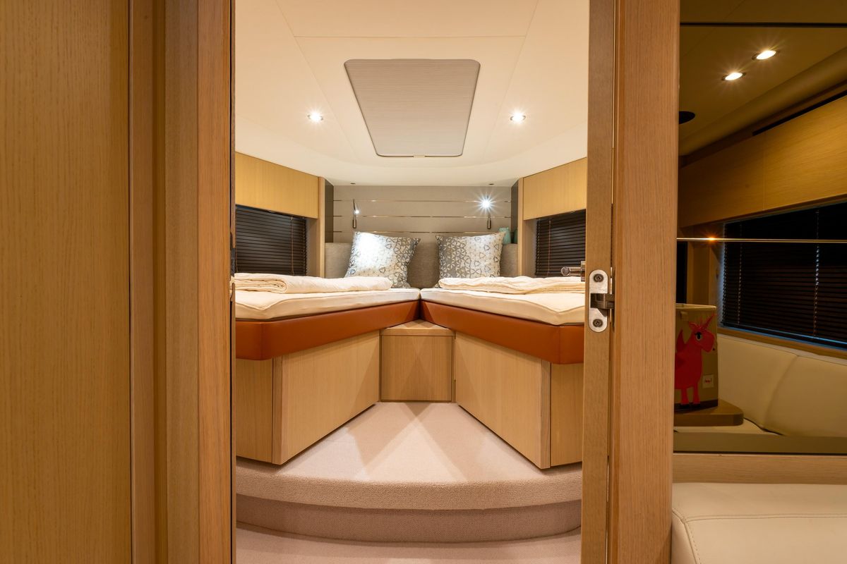 2017 Princess 58 