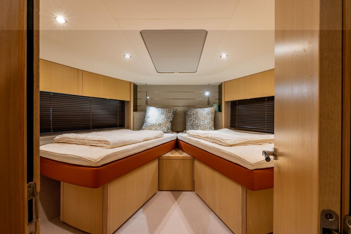 2017 Princess 58 