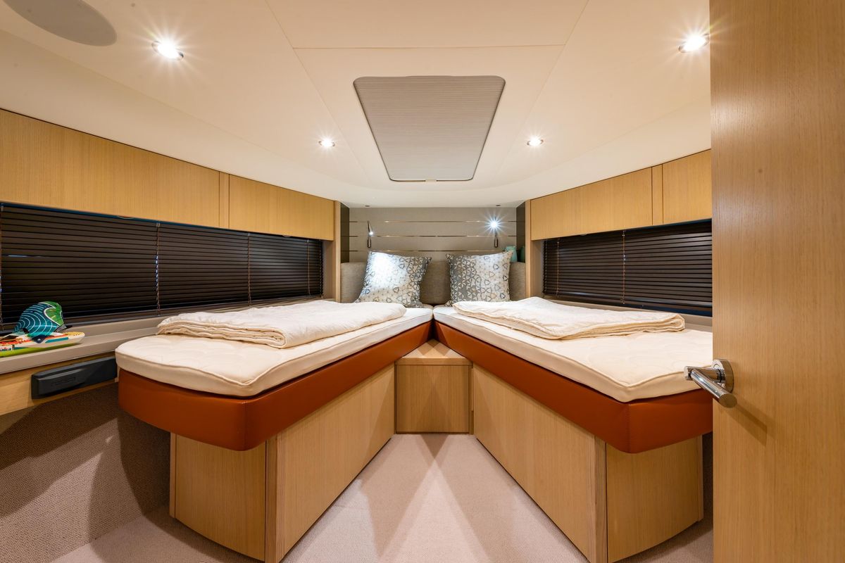 2017 Princess 58 