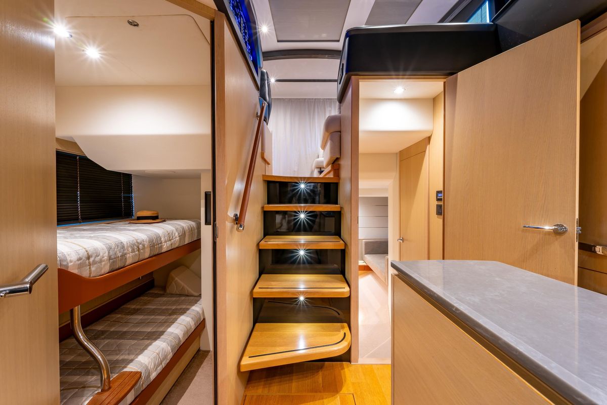 2017 Princess 58 