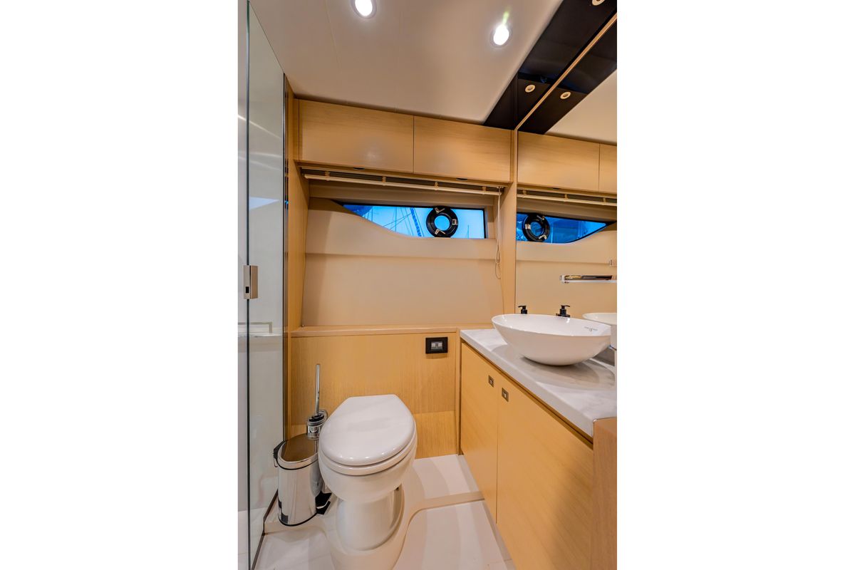 2017 Princess 58 