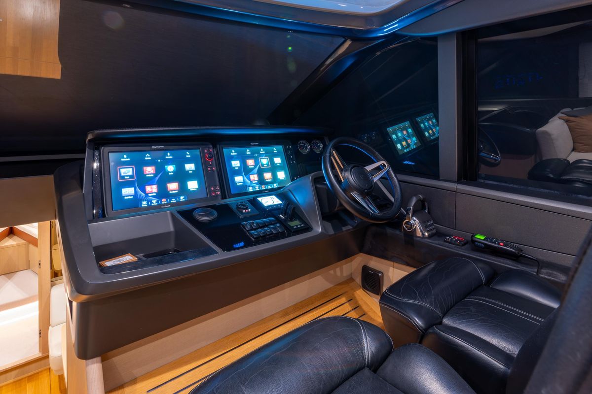 2017 Princess 58 