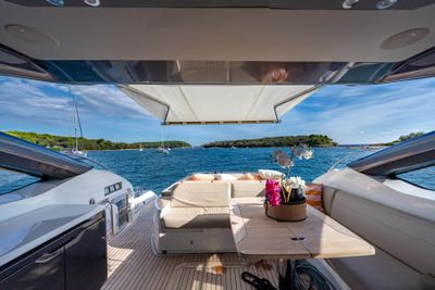 Yacht