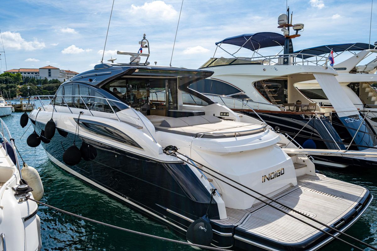 2017 Princess 58 