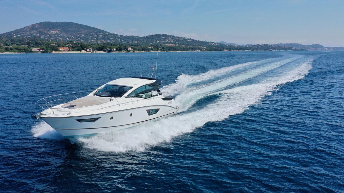 2019 Beneteau 44 