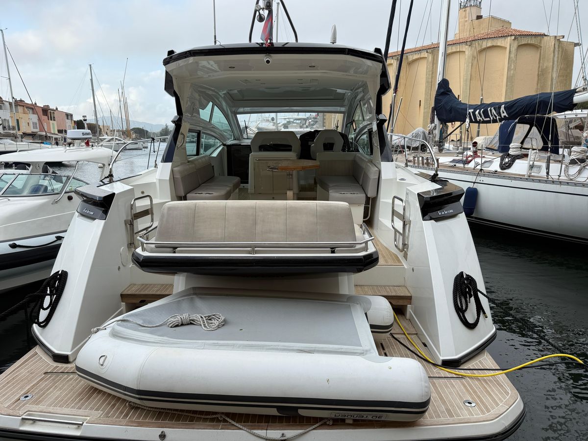 2019 Beneteau 44 