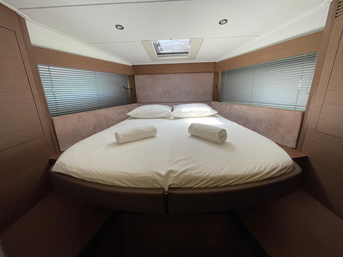 2019 Beneteau 44 