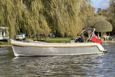 2019 Interboat Intender 820