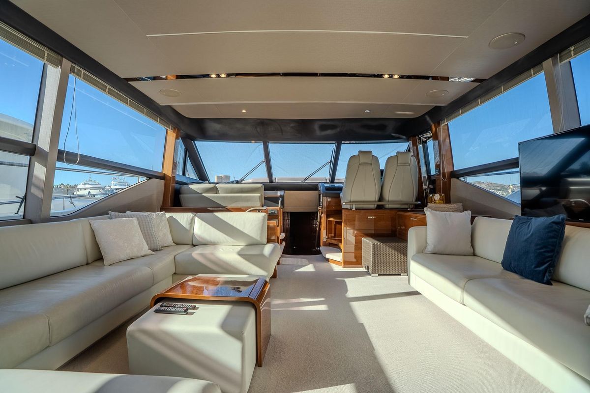 2016 Princess 69 