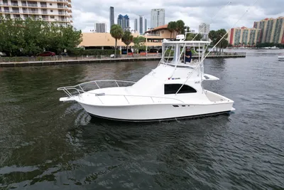 Luhrs 320 Tournament