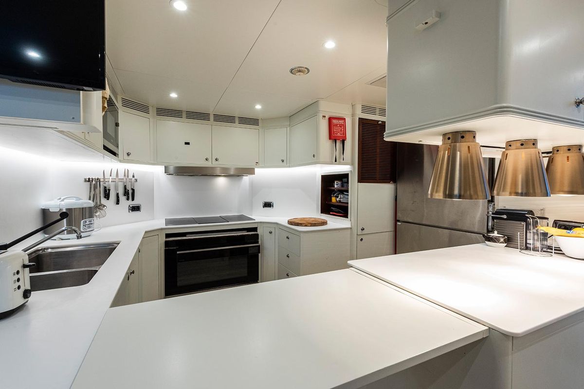 2009 Benetti 120 