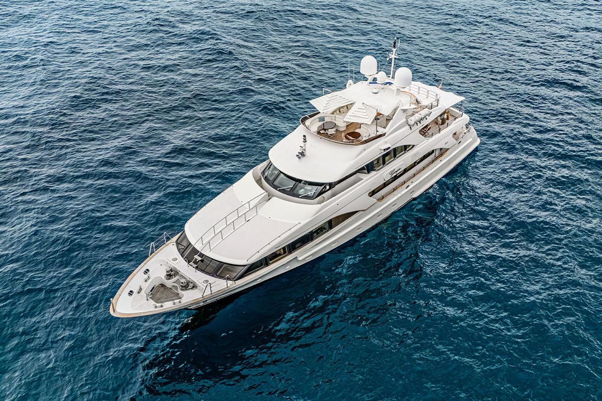 2009 Benetti 120 