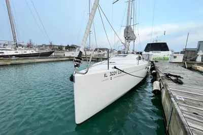 Beneteau First 27