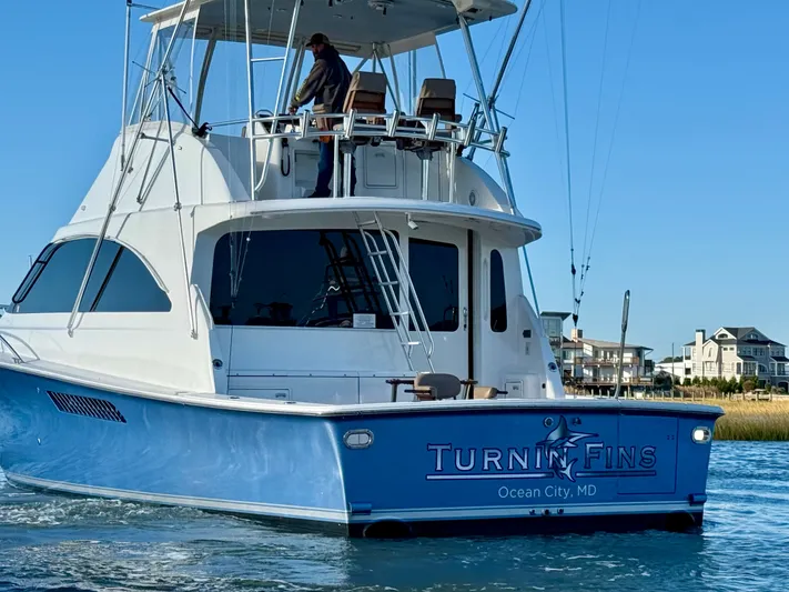 Turnin Fins Yacht Photos Pics 