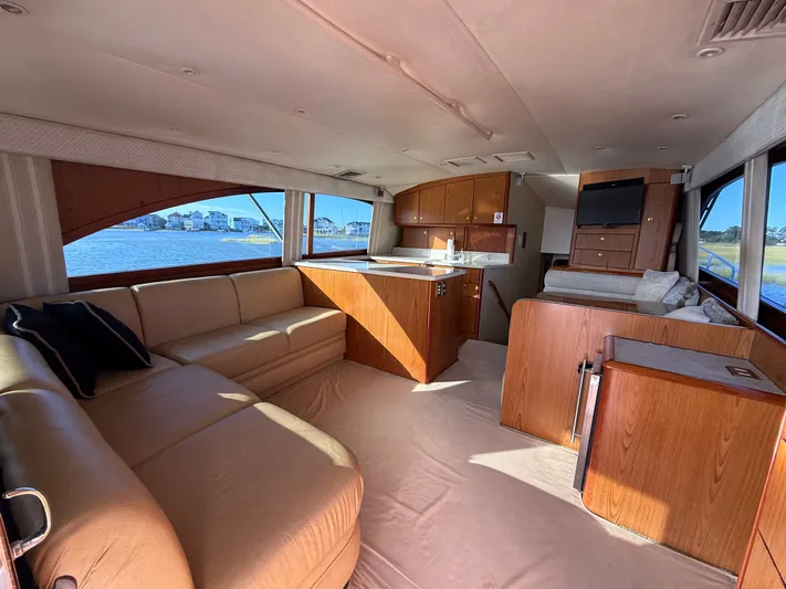 Turnin Fins Yacht Photos Pics 