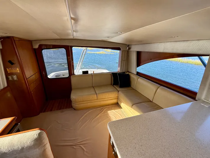 Turnin Fins Yacht Photos Pics 