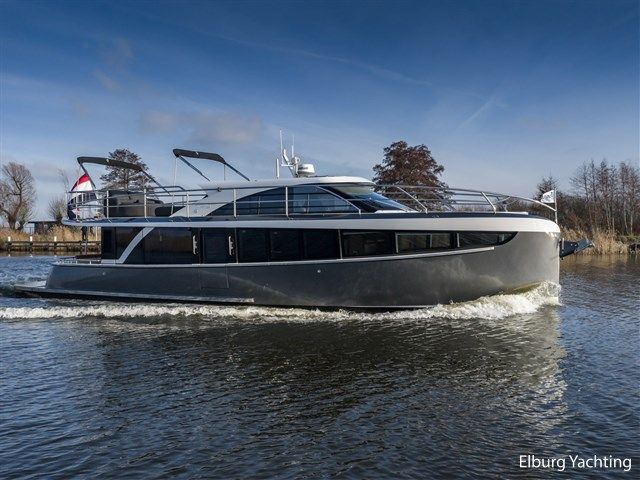 2017 Steeler Panorama FF53