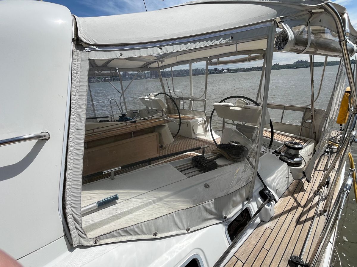 2012 Beneteau 58 