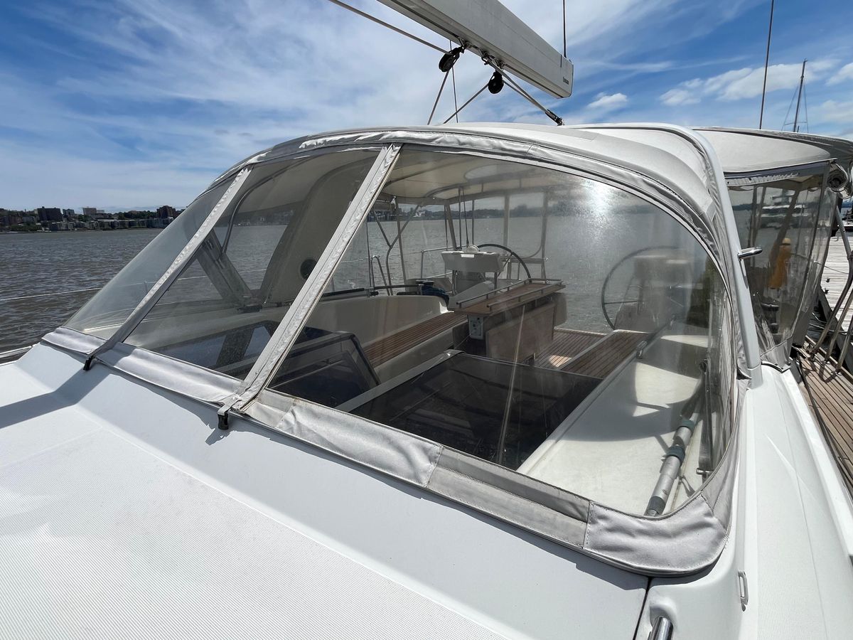 2012 Beneteau 58 