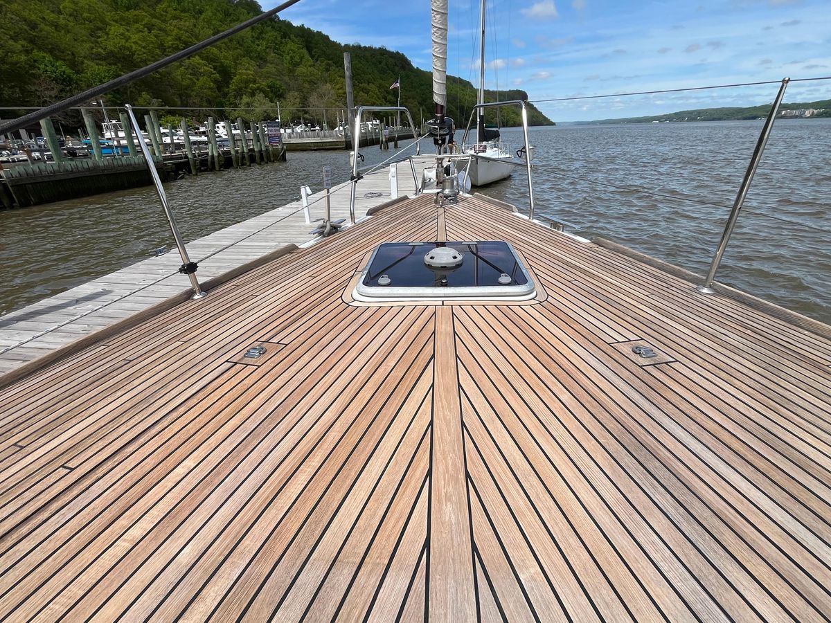 2012 Beneteau 58 