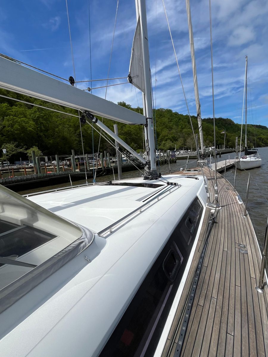 2012 Beneteau 58 