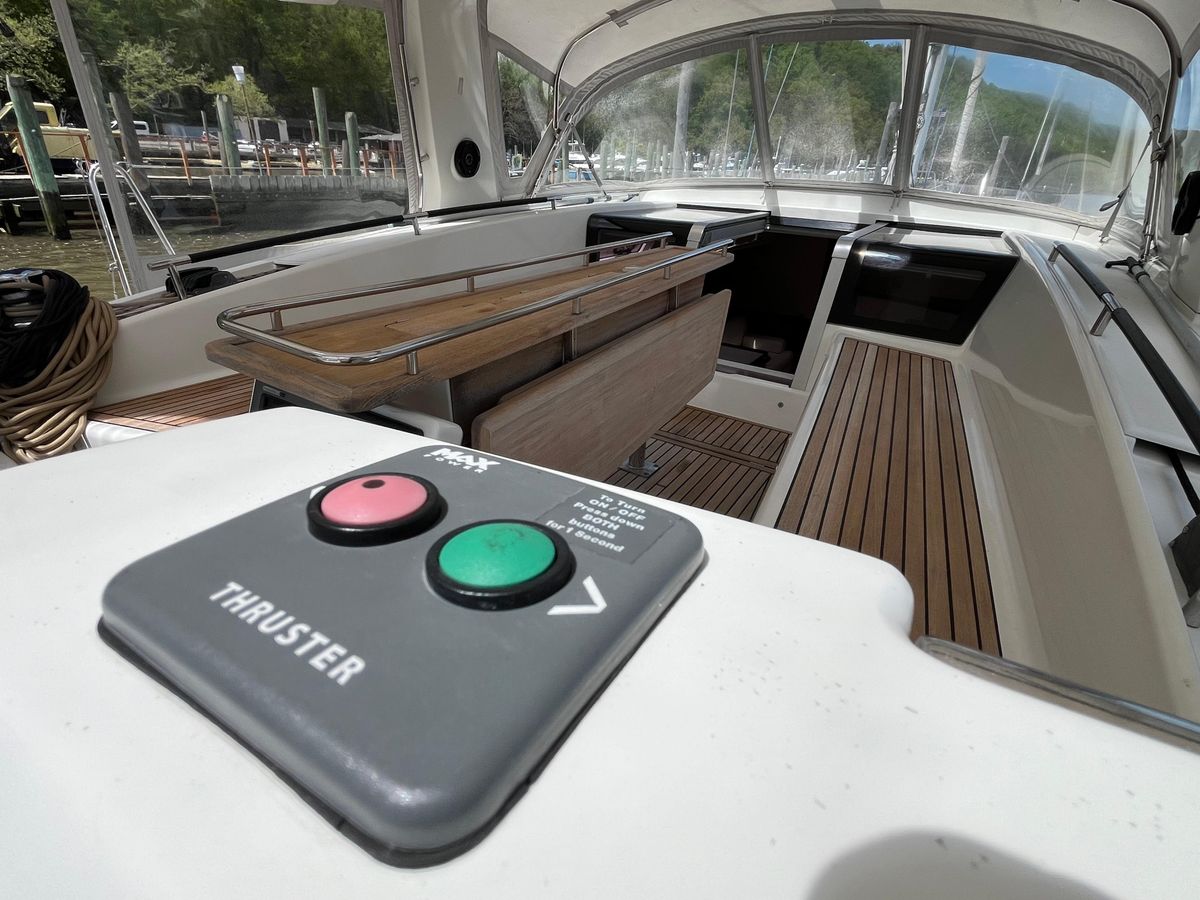 2012 Beneteau 58 