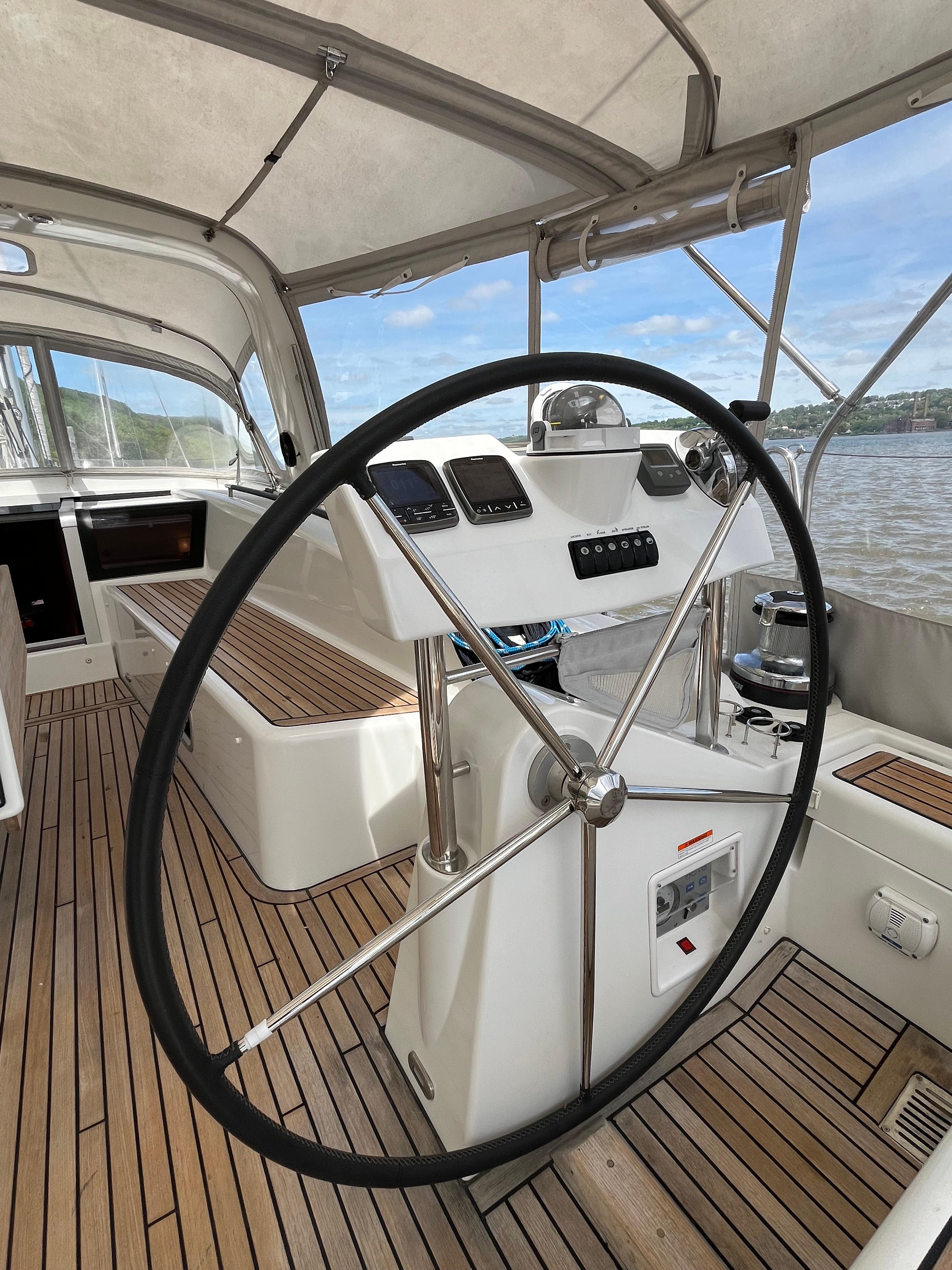 2012 Beneteau Oceanis 58 Cruiser for sale - YachtWorld