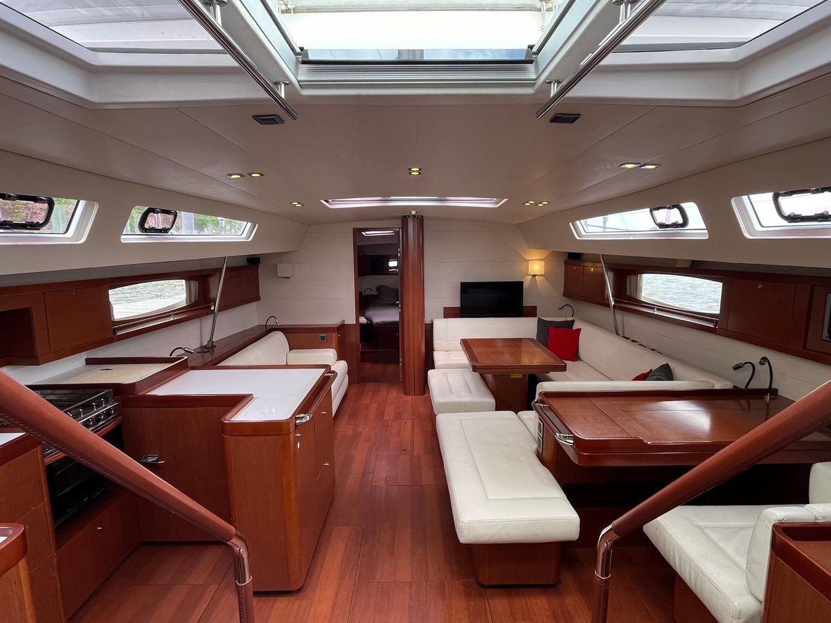 2012 Beneteau 58 