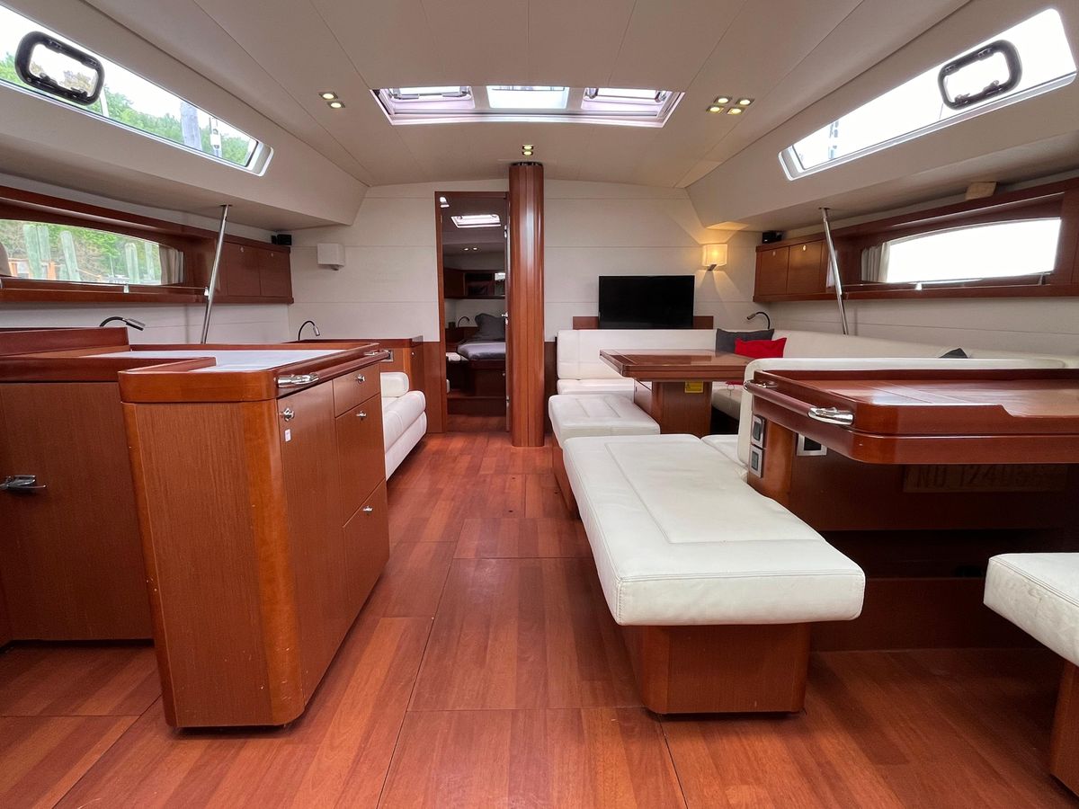 2012 Beneteau 58 