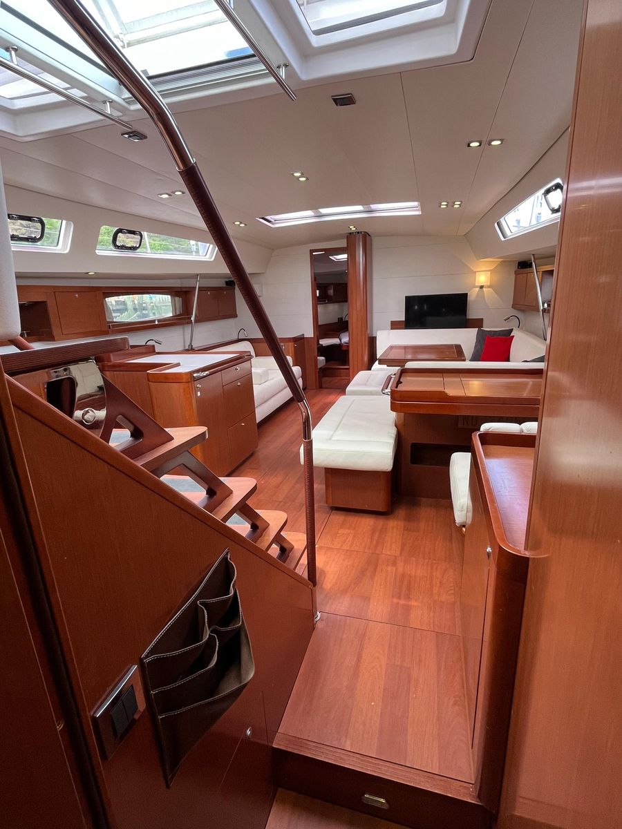 2012 Beneteau 58 