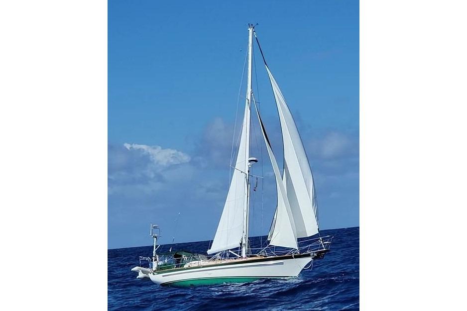Cabo Rico 42 Cutter