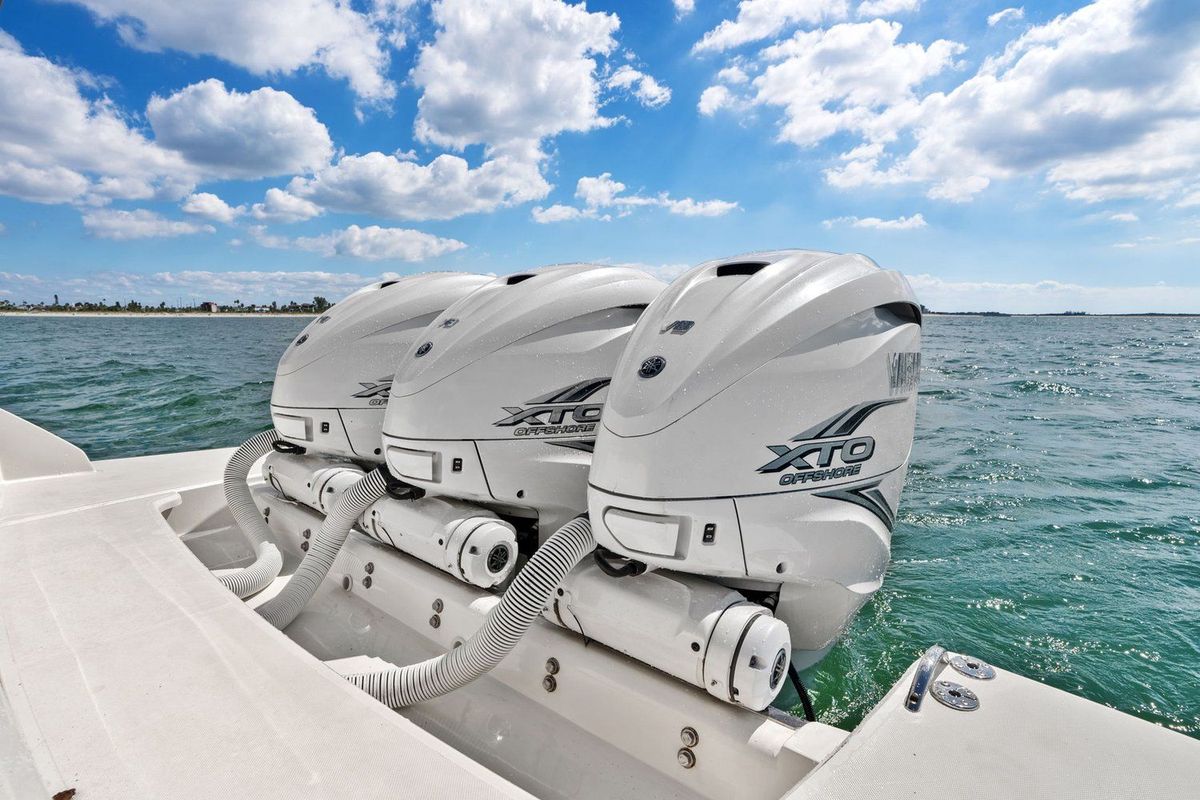 2021 Tiara Yachts 43 