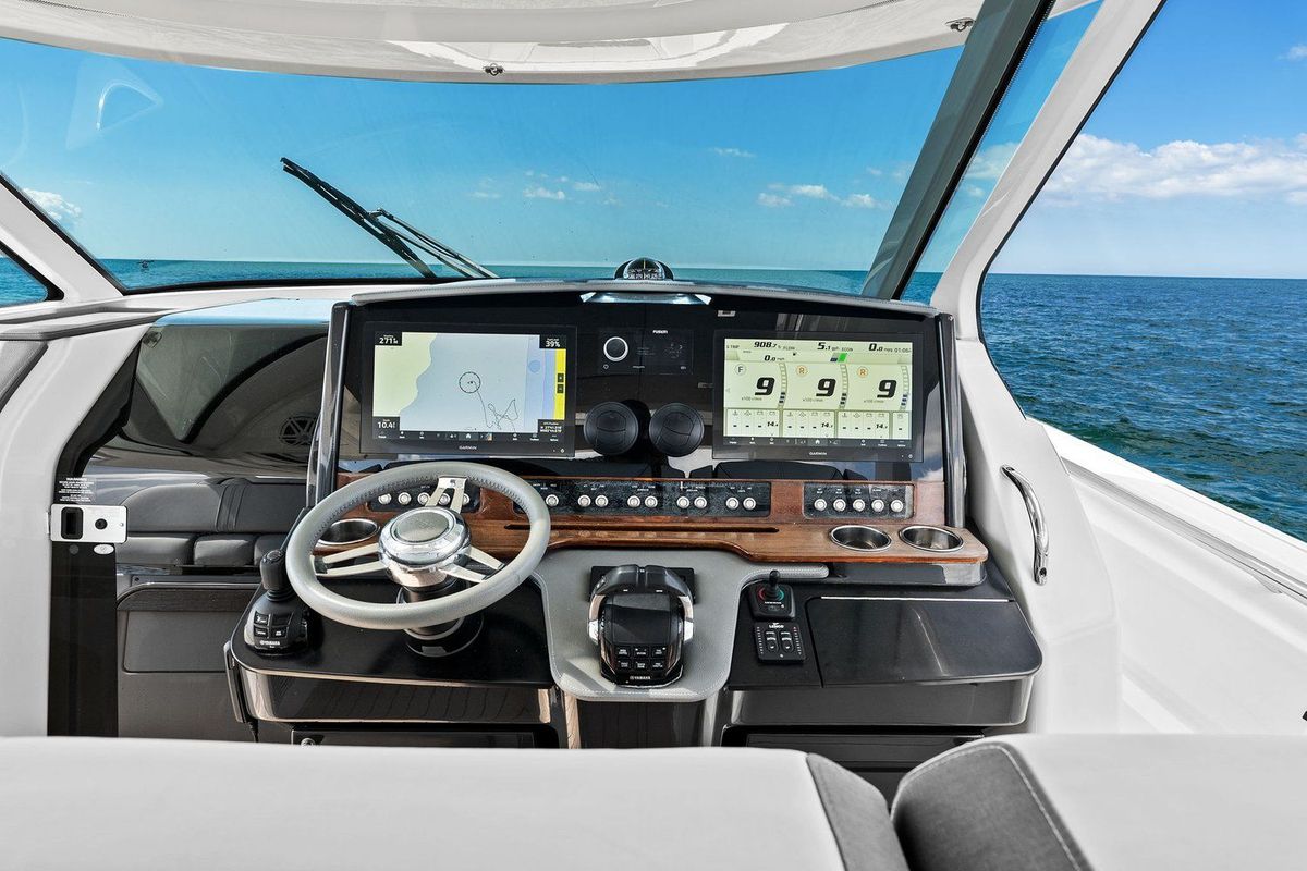 2021 Tiara Yachts 43 