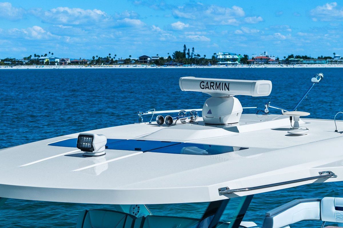 2021 Tiara Yachts 43 