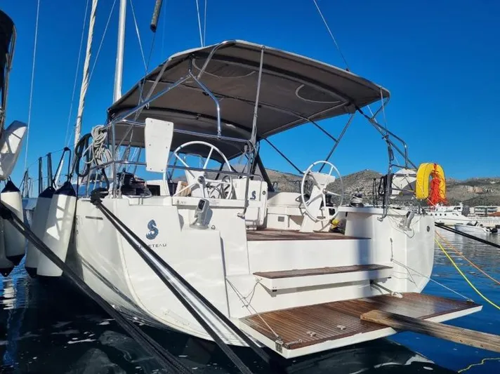 Miss Alice Yacht Photos Pics 