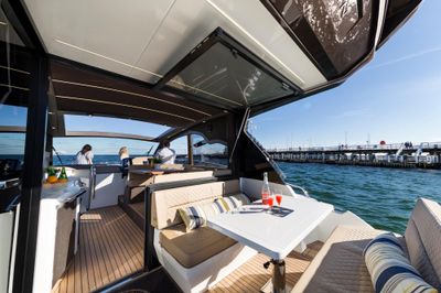Yacht