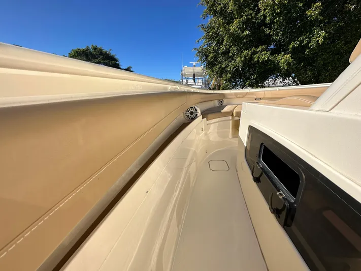 Island Time II Yacht Photos Pics 