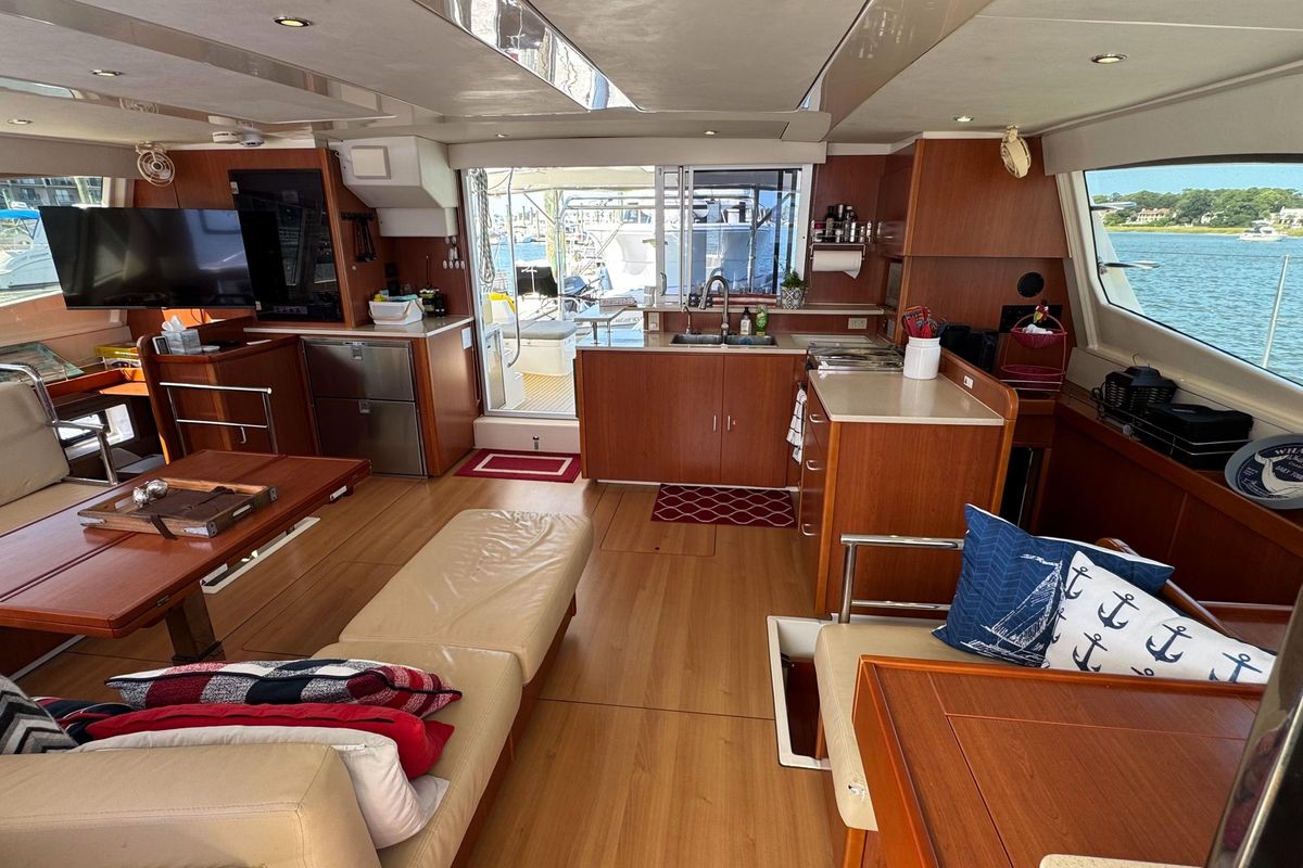 2014 Leopard 48 