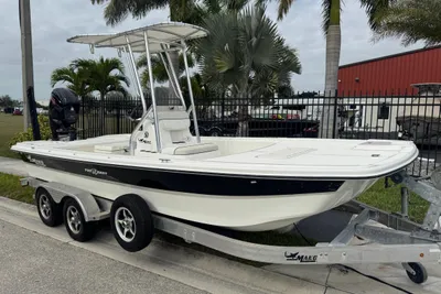 Mako Pro Skiff 19 CC