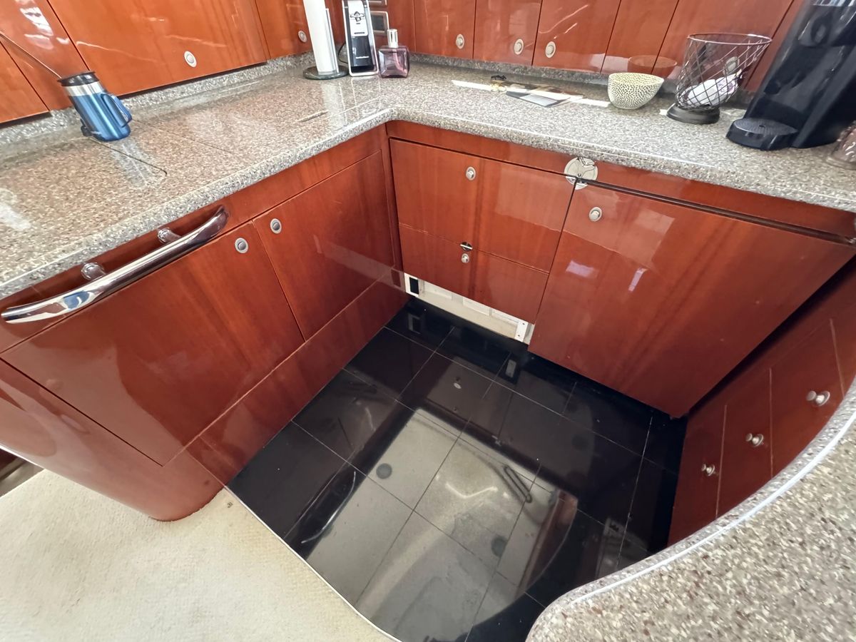 2004 Sea Ray 56 