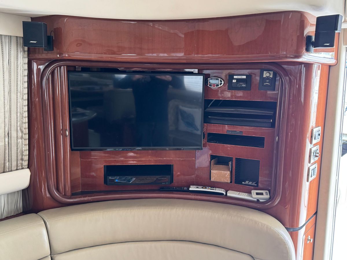 2004 Sea Ray 56 