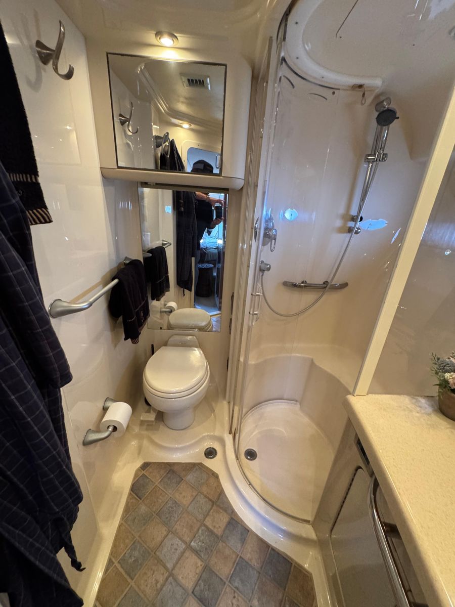 2004 Sea Ray 56 