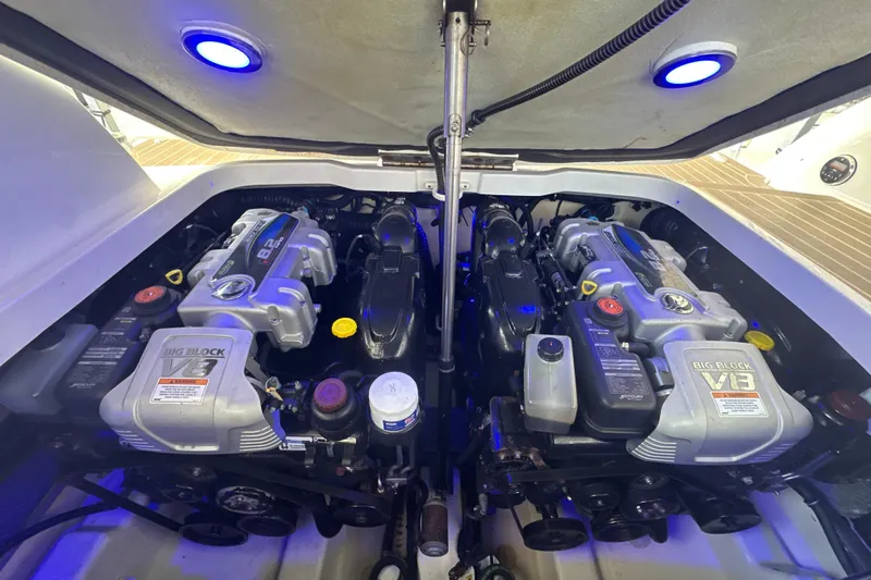  Yacht Photos Pics 2018 Formula 370 Super Sport engine compartment with dual V8 engines.