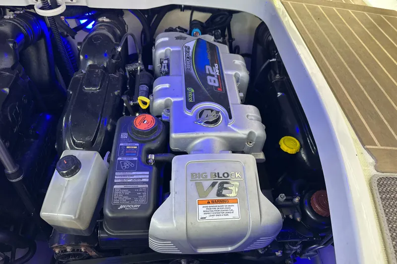  Yacht Photos Pics Engine of a 2018 Formula 370 Super Sport boat with Big Block V8.