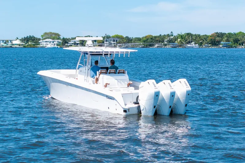 Tangaroa Yacht Photos Pics 2024 Bahama 41 - Tangaroa