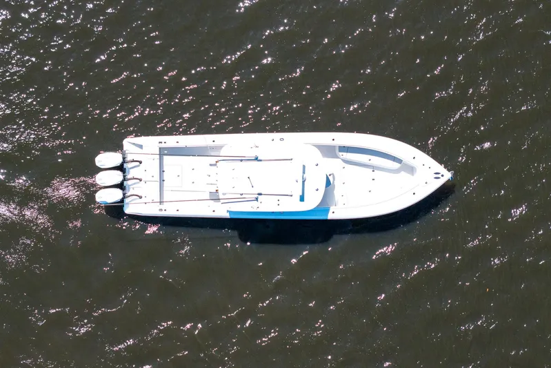 Tangaroa Yacht Photos Pics 2024 Bahama 41 - Tangaroa