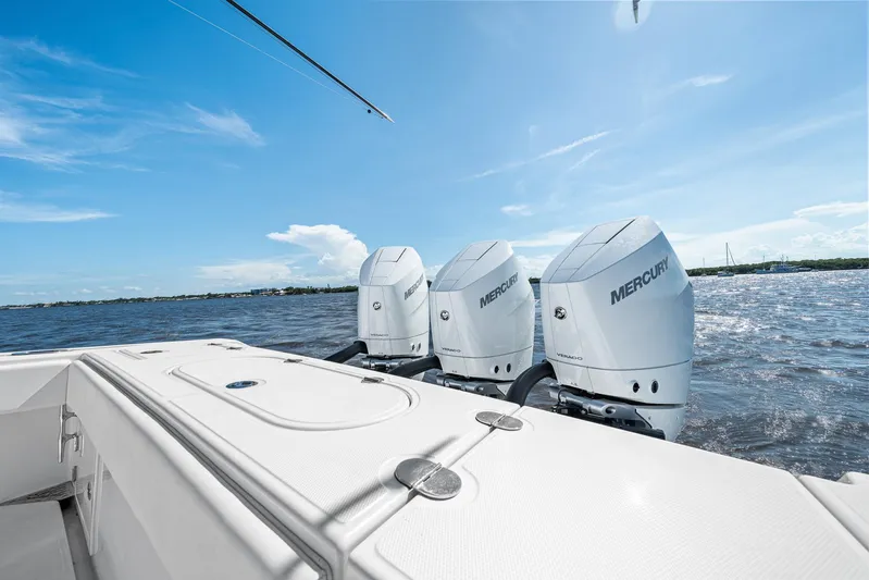 Tangaroa Yacht Photos Pics 2024 Bahama 41 - Tangaroa