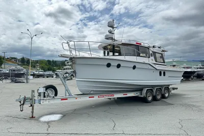 Ranger Tugs R-29S