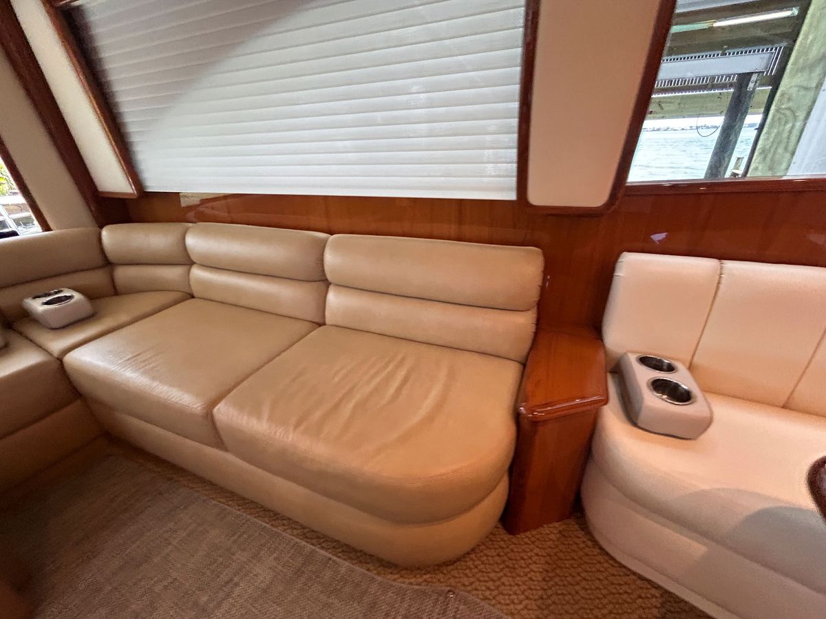 2014 Viking 62 